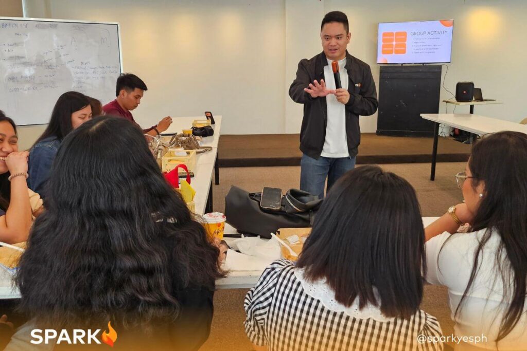 6 Top Goals to Prioritize in Team Building Programs